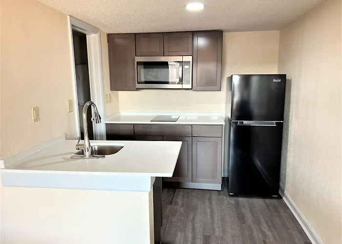 Single Room with Kitchenette Area